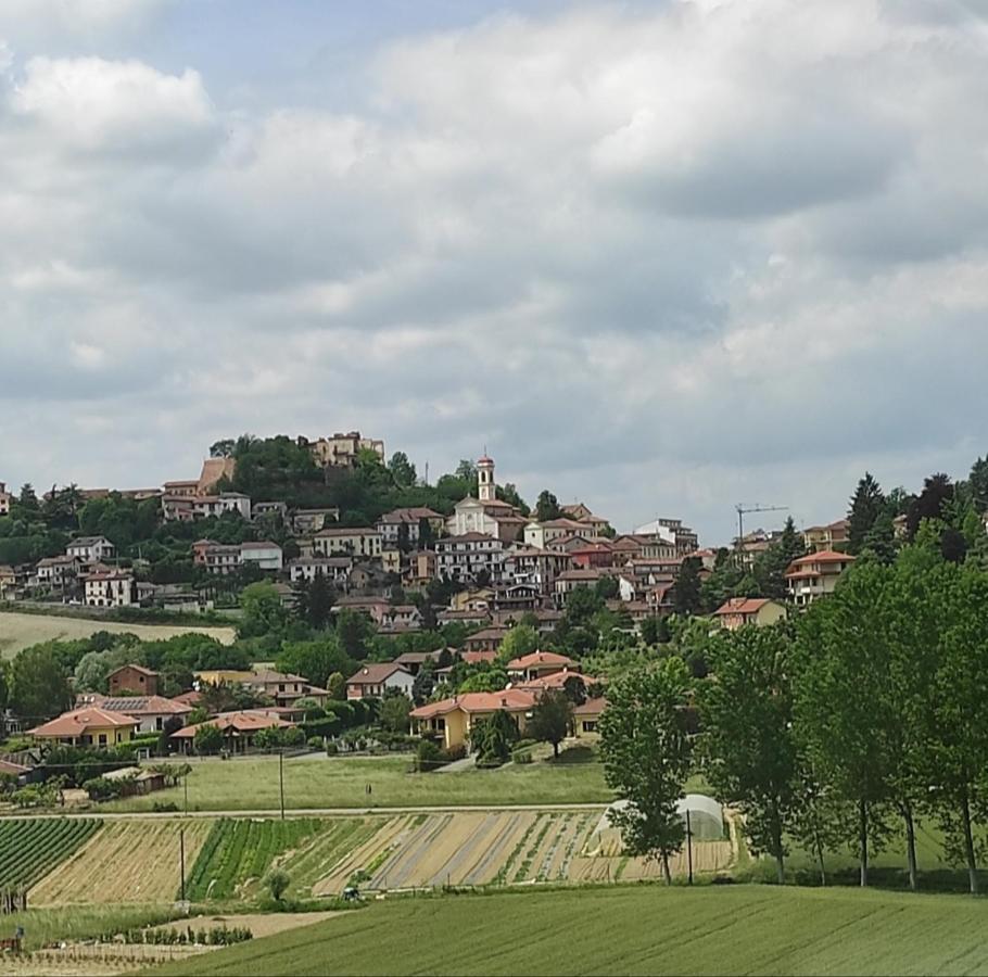 Oasi Del Monferrato - Appartamento Rosso Mombercelli Exterior foto